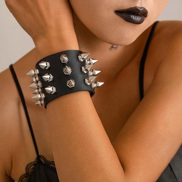 80s Punk Rock Spiked Cuff Studs Wristband Bracelet Black PU Leather Goth Grunge - Picture 1 of 6